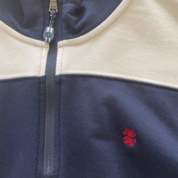 Men’s Izod Quarter Zip Pullover, Size M - Picture 2 of 5
